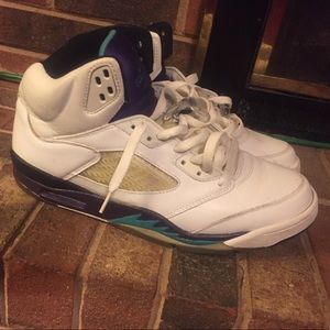 Air Jordan Retro V 5 grapes sz 11
